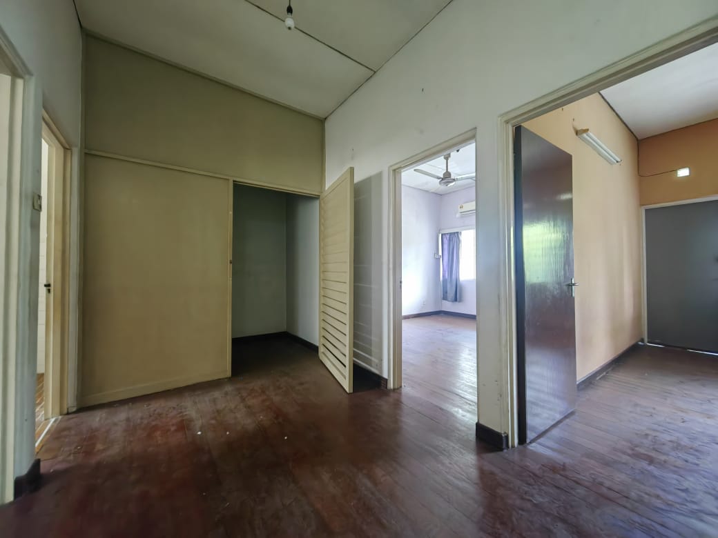 Tanjung Bunga 2 Storey Semi D, 3200sf - photo 5