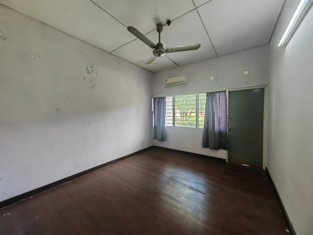 Tanjung Bunga 2 Storey Semi D, 3200sf - photo 8
