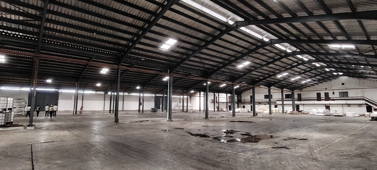 Perai Prai Factory Warehouse - photo 3