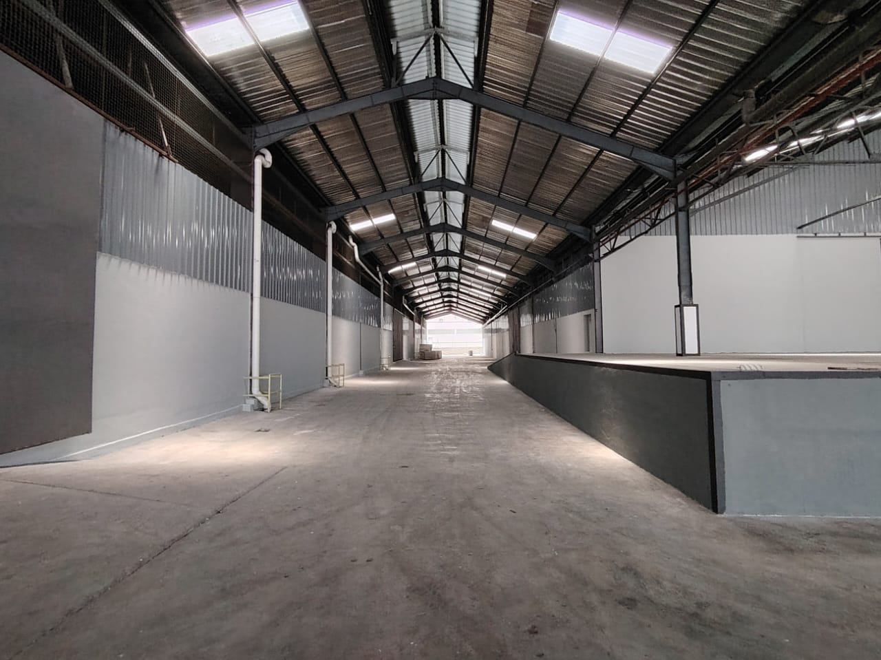 Perai Prai Factory Warehouse - photo 4