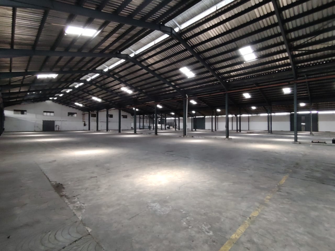 Perai Prai Factory Warehouse - photo 8