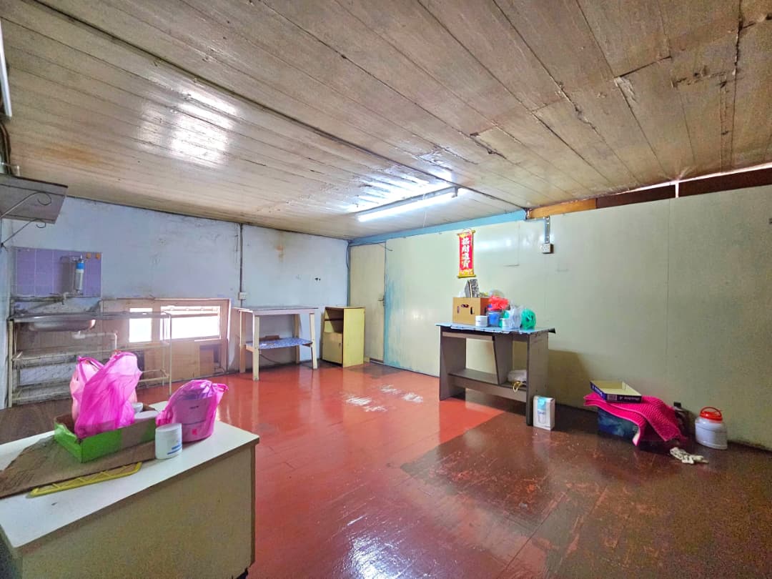 2 Sty Georgetown Prewar Shophouse 4000sf Core Zone - photo 4
