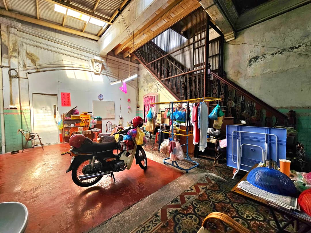 2 Sty Georgetown Prewar Shophouse 4000sf Core Zone - photo 5