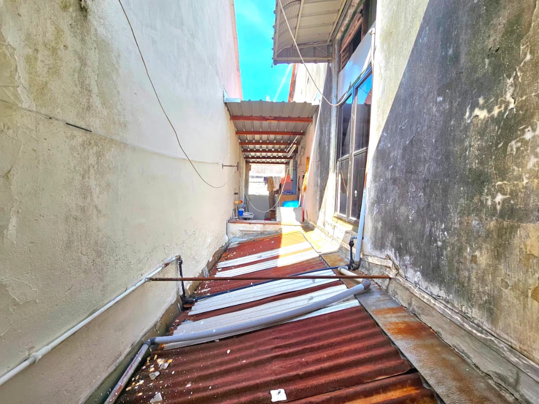 2 Sty Georgetown Prewar Shophouse 4000sf Core Zone - photo 9