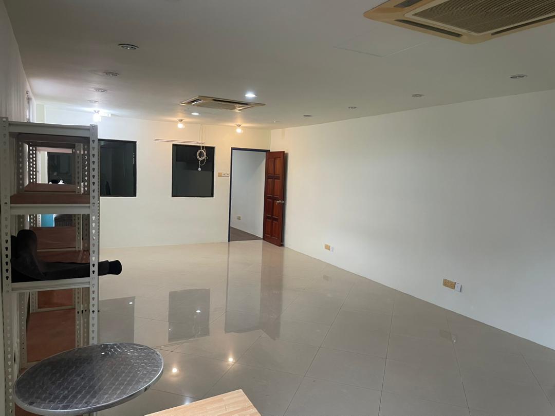 Georgetown Office Space 1800sf Renovated Air Cond - photo 8