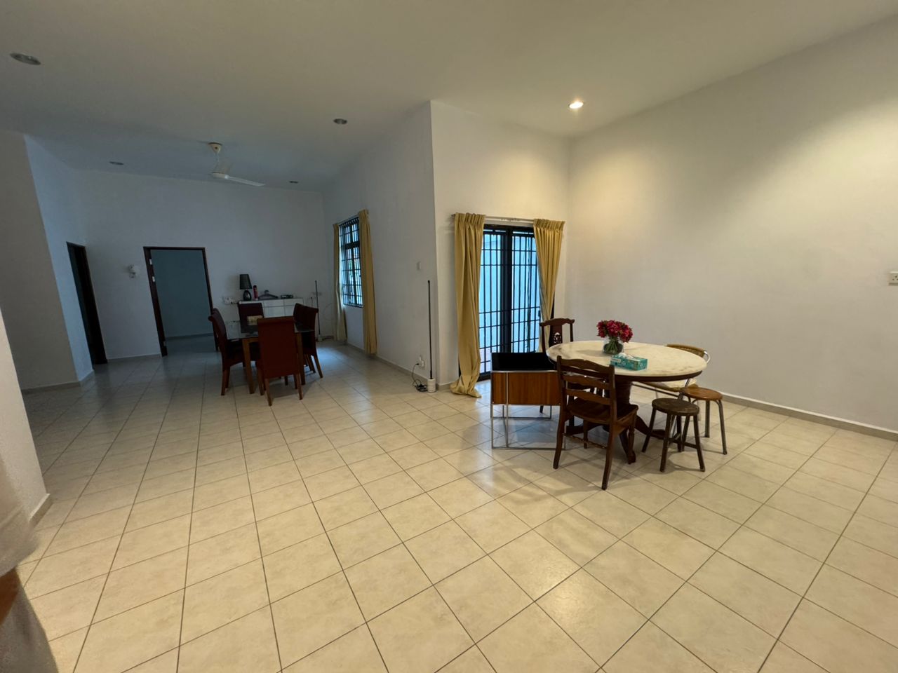 1Sty Semi D Tanjung Tokong 4734sf Big Compunnd - photo 2