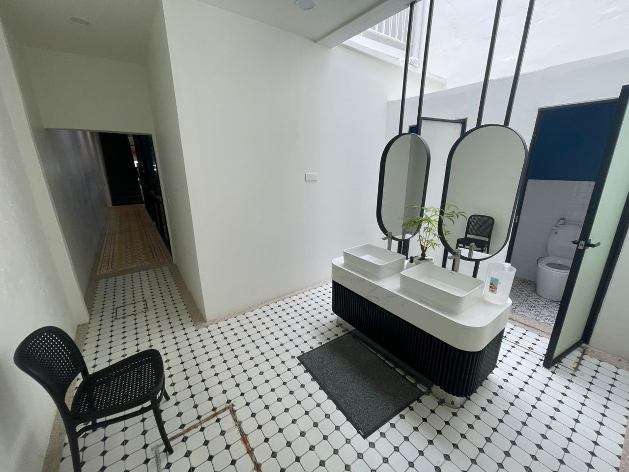 2 Storey Shop Georgetown 4000sf - photo 12