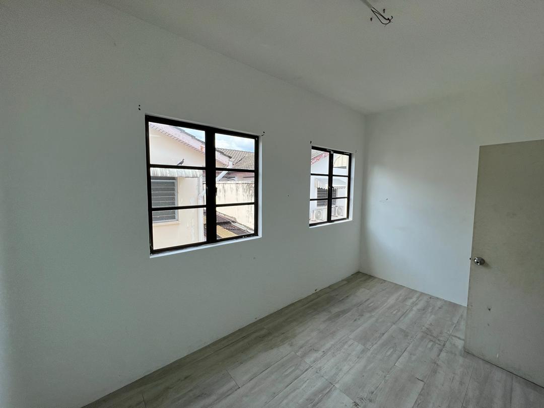 Georgetown Jalan Seang Tek 2 Storey Shop - photo 13