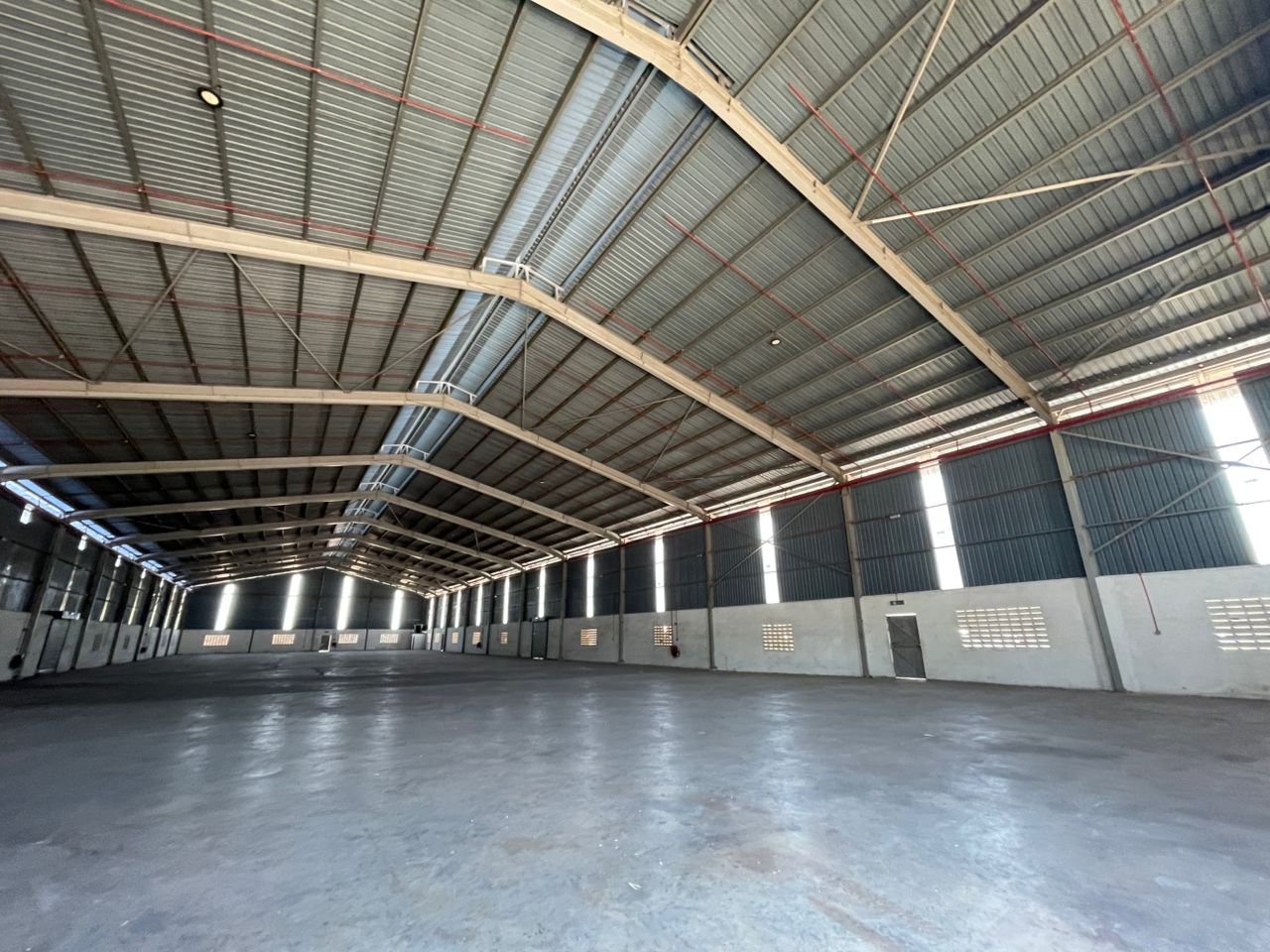 Kulim Lunas Warehouse Factory 64361sf Ceiling 30ft - photo 5