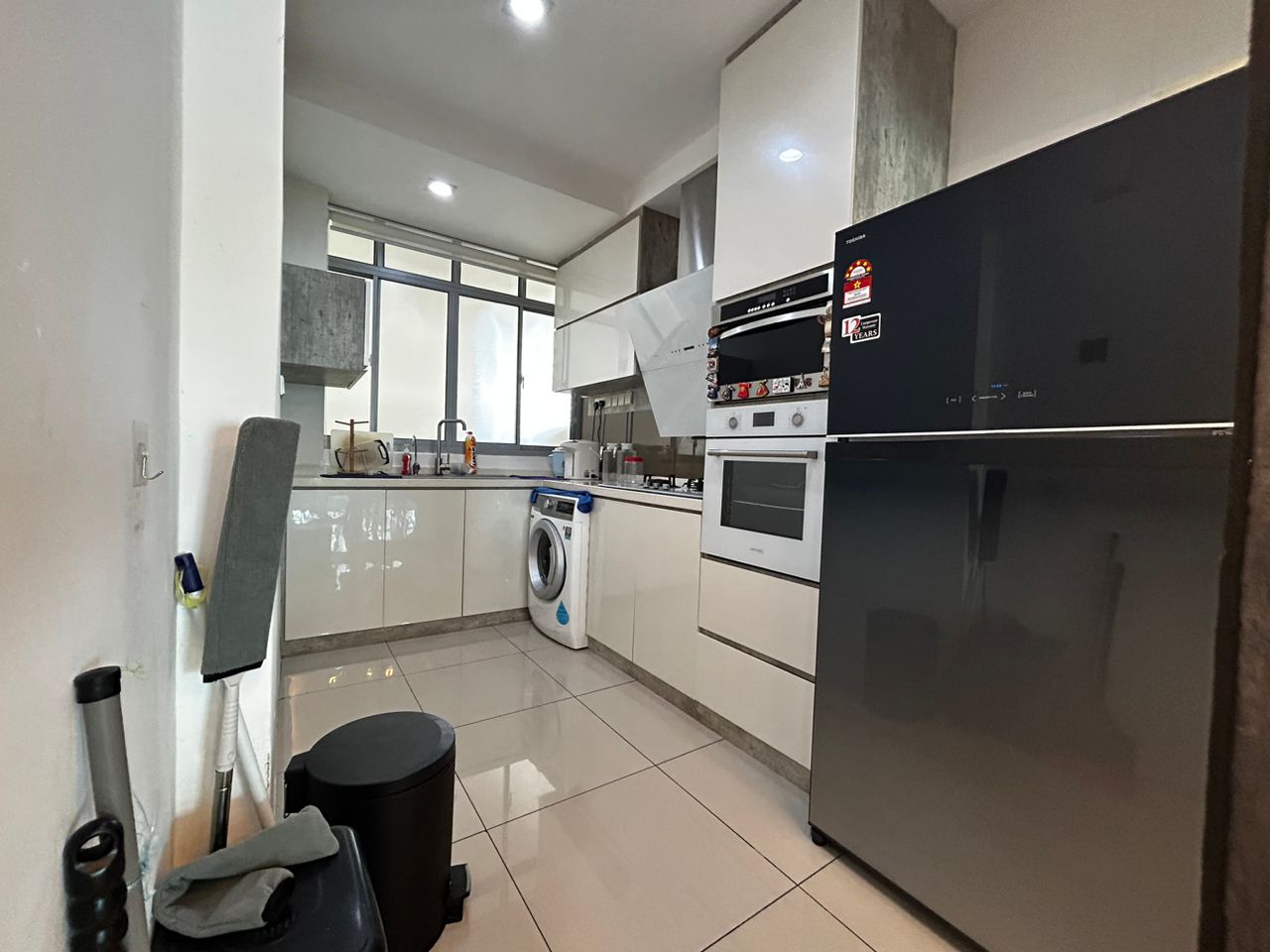 The Peak Residences High Floor Renovated - photo 8