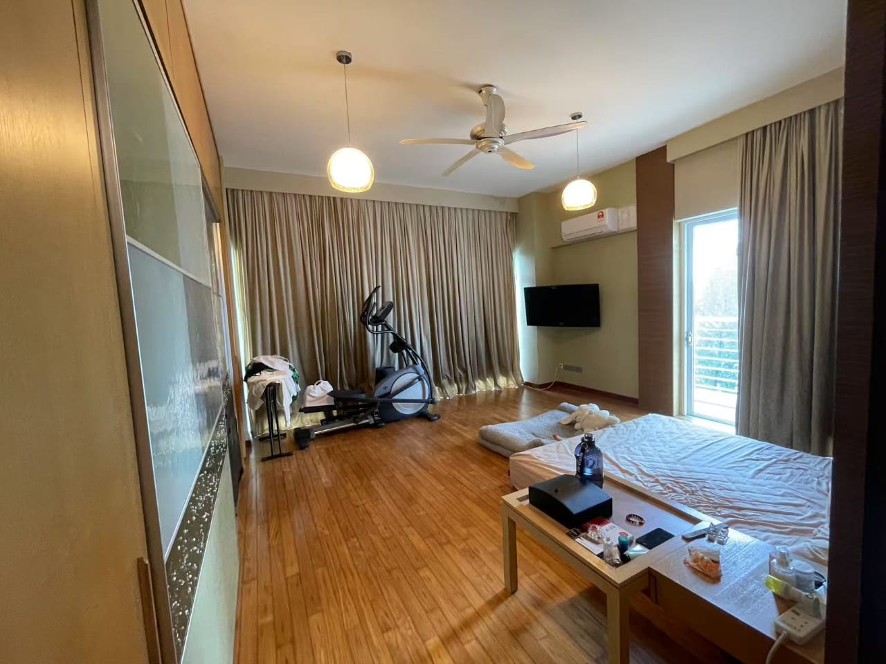 11 Gurney Renovated Furnish VIP Seaview - photo 8