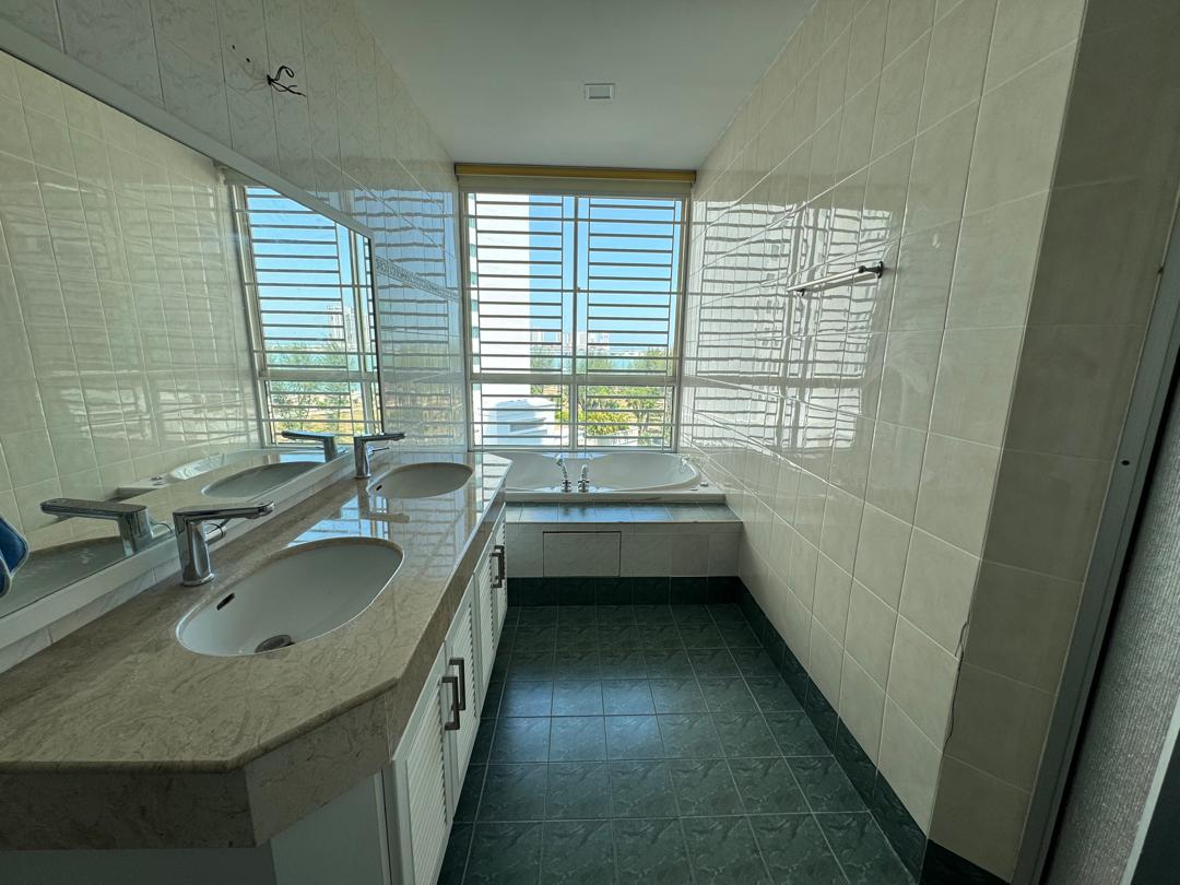 Gurney Beach Gurney Drive 2600sf Fully Renovated - photo 13