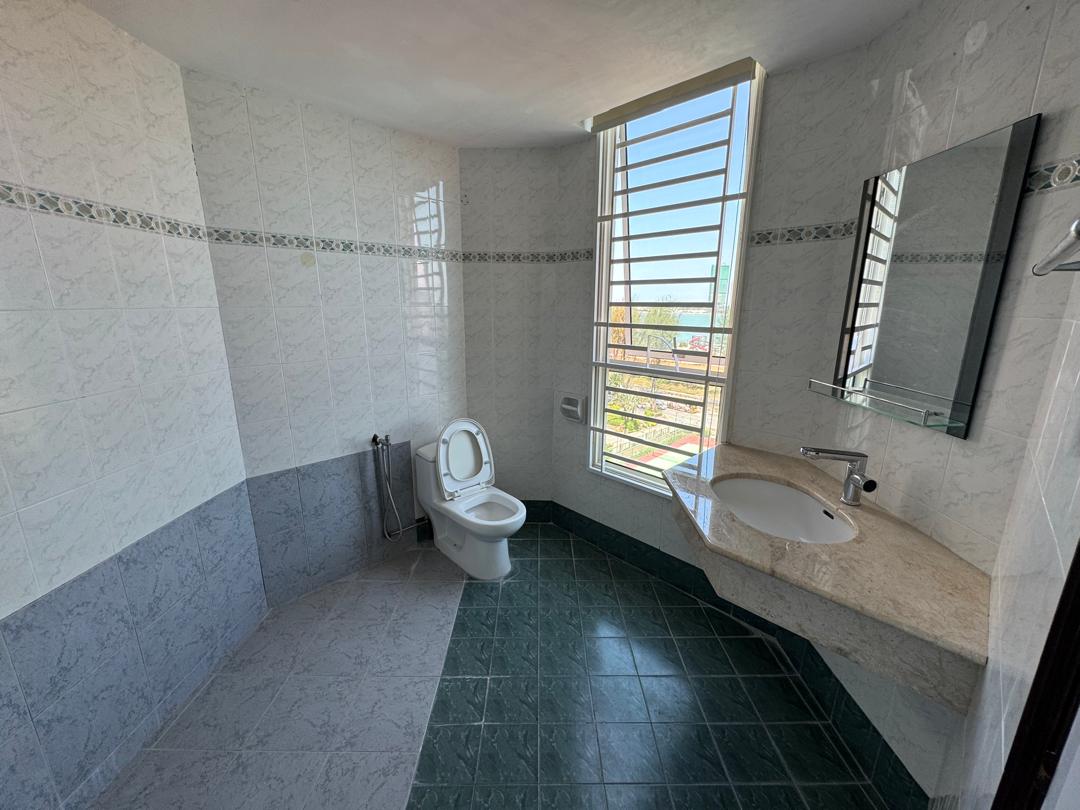 Gurney Beach Gurney Drive 2600sf Fully Renovated - photo 10