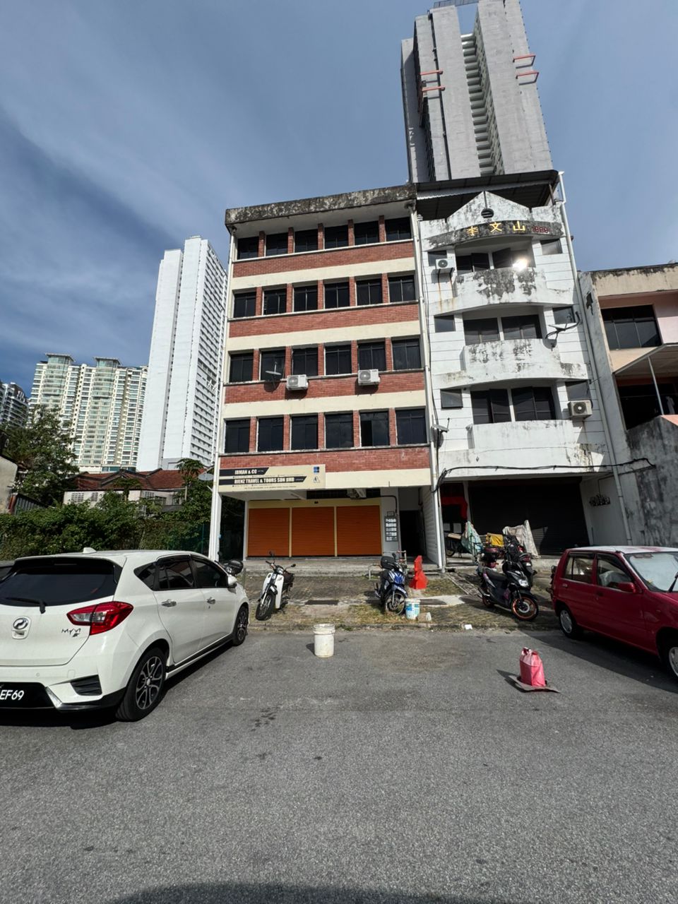 Jalan Kuantan 3 Story Shop with Lift 12000sf - photo 5