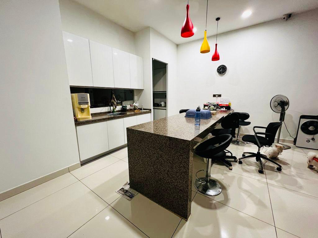 Ghee Hiang Garden 3Sty Terrace 4242sf - photo 2