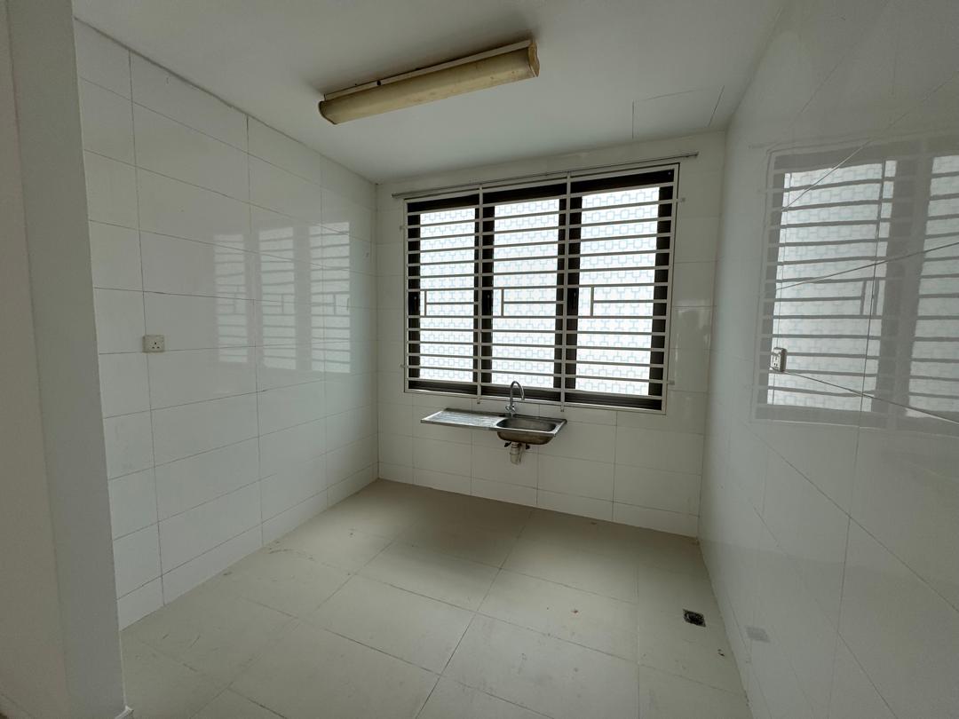 3 Storey Terrace Raffle Residence 199 Gelugor - photo 5