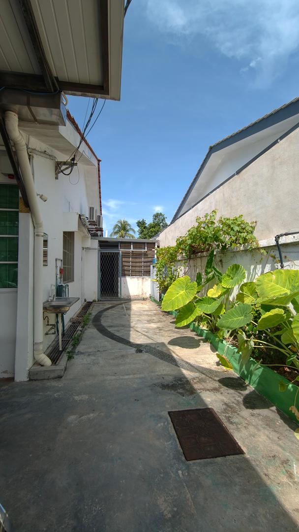 1Sty Semi D Ayer Itam Jalan Rambai 2600sf Renovate - photo 13