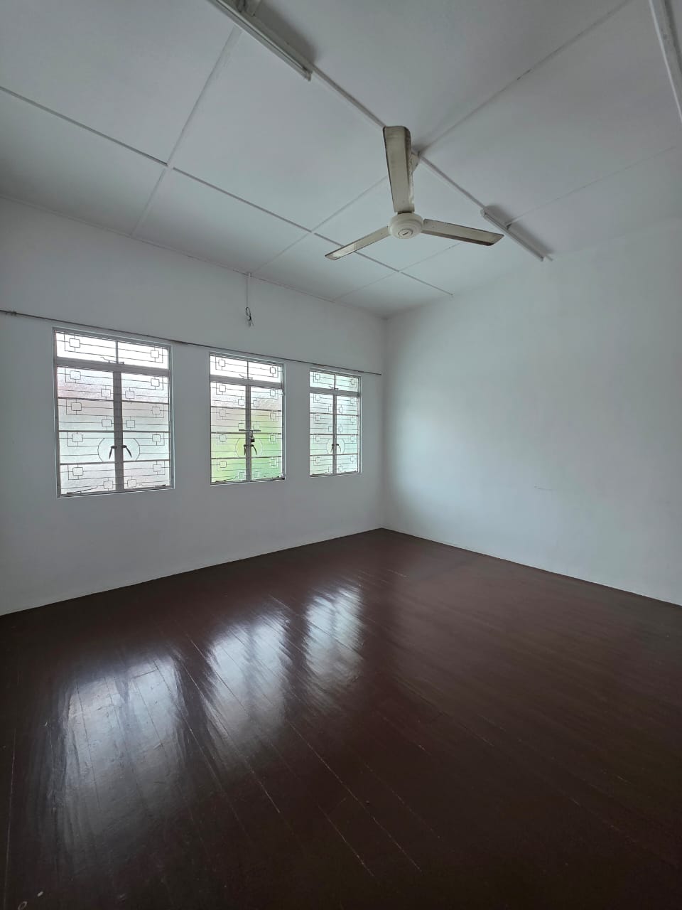 2 Sty House Georgetown Jalan Kim Bian Aik 1900sf - photo 12