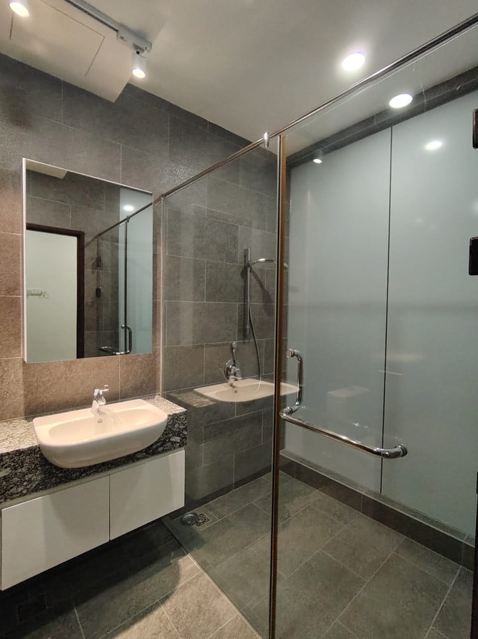 One Tanjong 1 Tanjung Renovated Sea Viewm Block B - photo 8