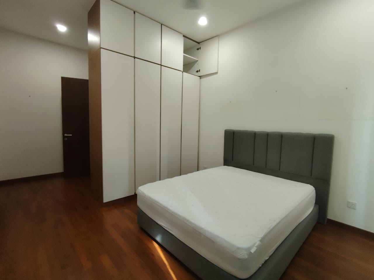 One Tanjong 1 Tanjung Renovated Sea Viewm Block B - photo 10