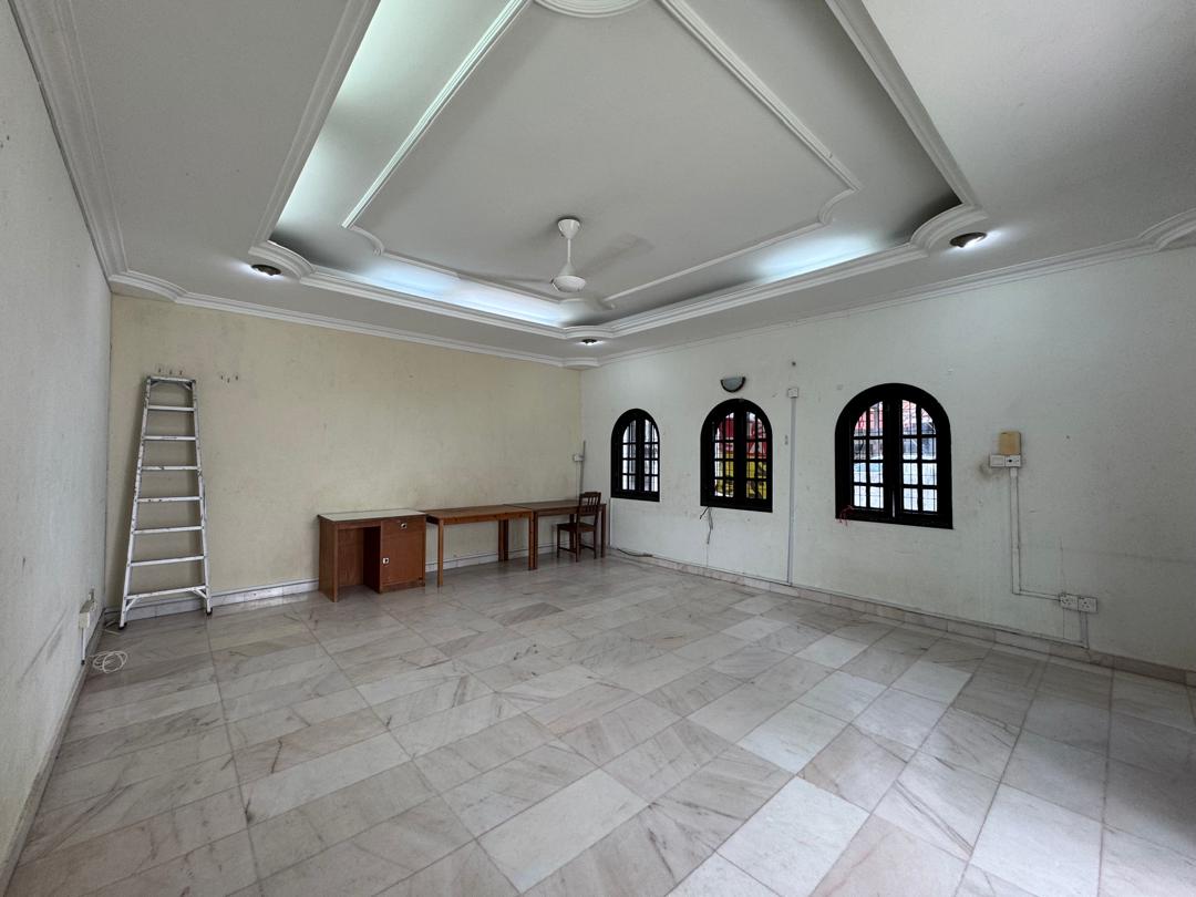 1 Sty Semi D Corner Chee Seng Garden Tanjung Bunga - photo 2