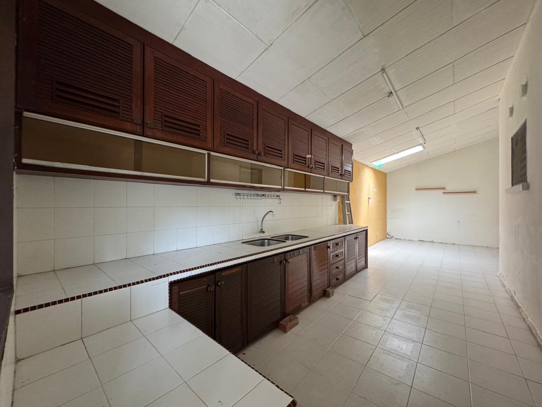 1 Sty Semi D Corner Chee Seng Garden Tanjung Bunga - photo 3