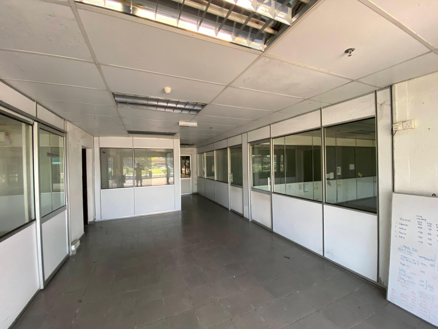 Kulim Lunas Warehouse Factory 95832sf 1000amp - photo 4