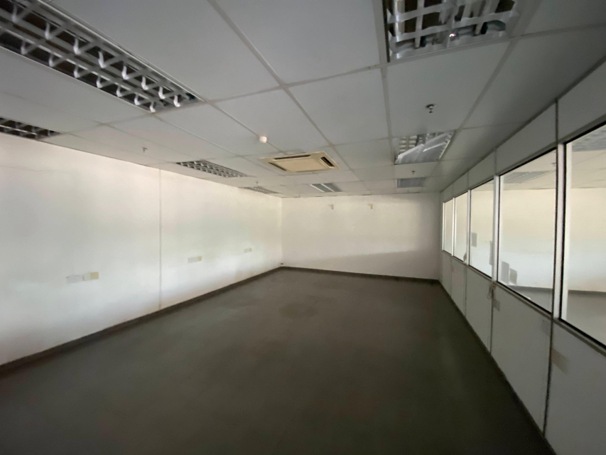 Kulim Lunas Warehouse Factory 95832sf 1000amp - photo 6