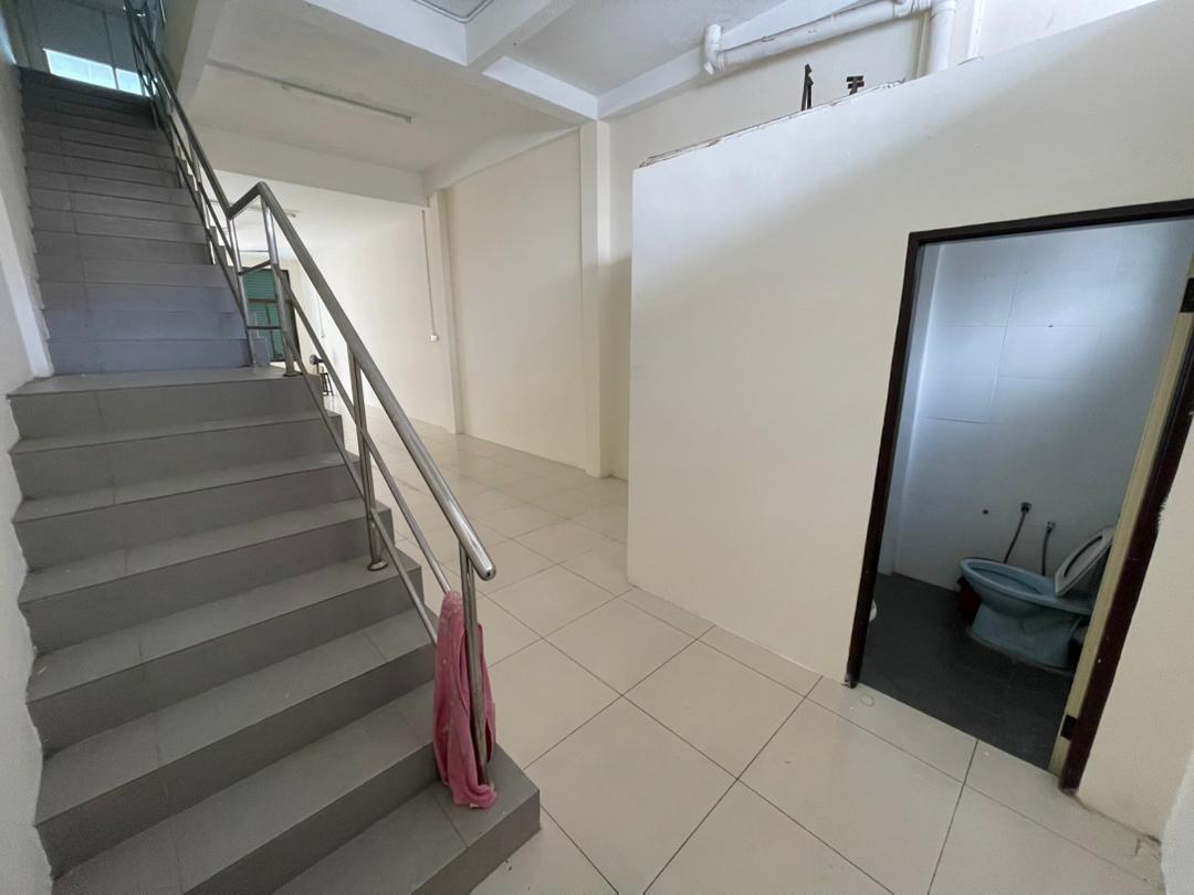 Georgetown 2sty Shop Jalan Siam 2000sf - photo 4