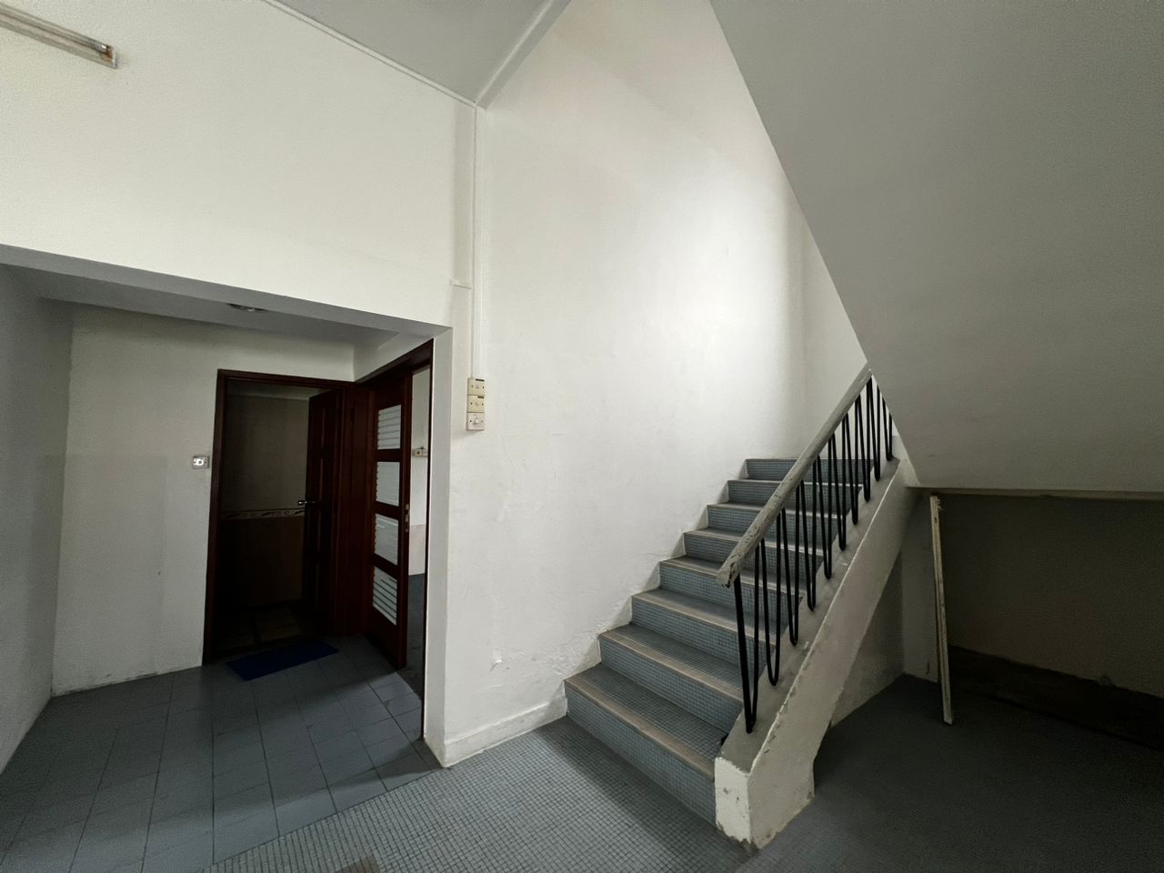 Pulau Tikus 2 Sty Bungalow 7300sf Commercial - photo 2