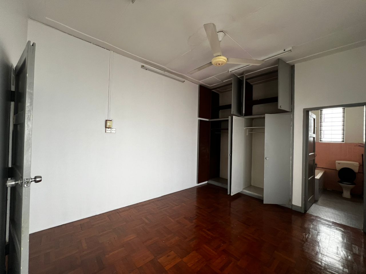 Pulau Tikus 2 Sty Bungalow 7300sf Commercial - photo 13
