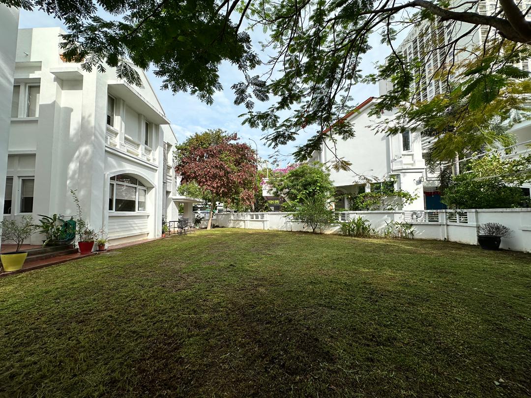 Seri Tanjung Pinang 3 Sty Terrace Corner Ariza
