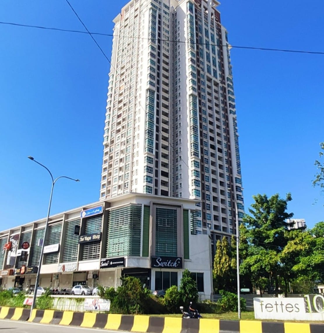 3 Sty Shop Fettes 10 3200sf Facing Main Road Tanju - photo 2