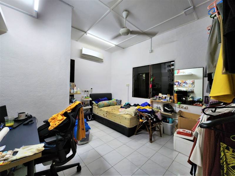 Taman Hijau 1Sty Terrace Corner 3346sf Greenlane - photo 6