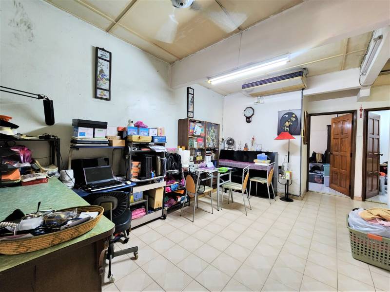 Taman Hijau 1Sty Terrace Corner 3346sf Greenlane - photo 7