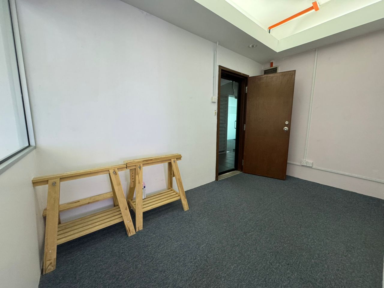 Gurney Tower High Floor Sea View Office lot - photo 8
