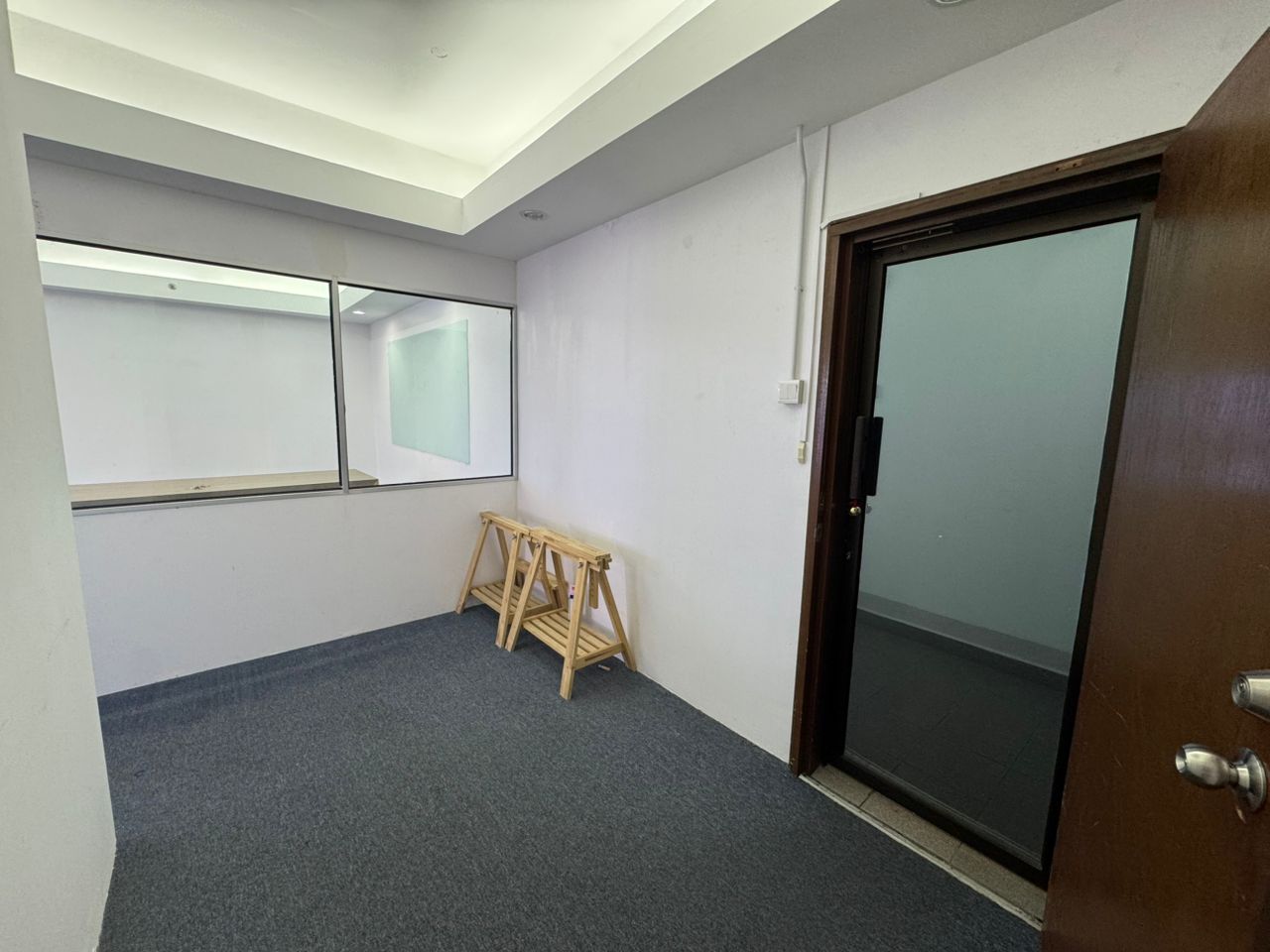 Gurney Tower High Floor Sea View Office lot - photo 11