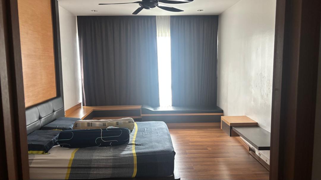 Central Park Condo Batu Lanchang Fully Renovated - photo 7