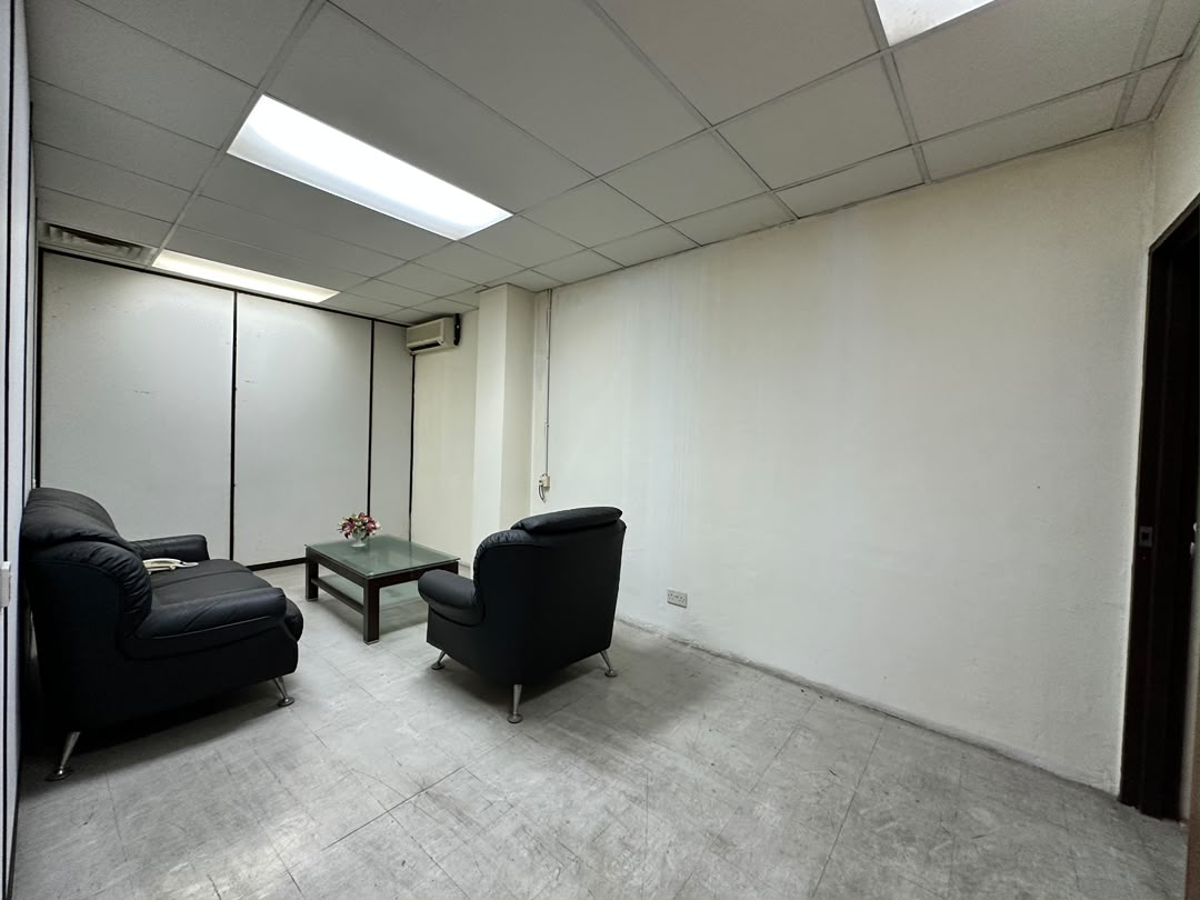 Lebuh Campbell Street 2unit adjoning Shop 9300sf - photo 9