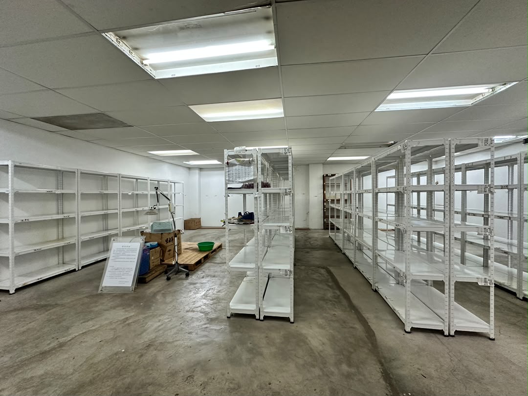 Lebuh Campbell Street 2unit adjoning Shop 9300sf - photo 13