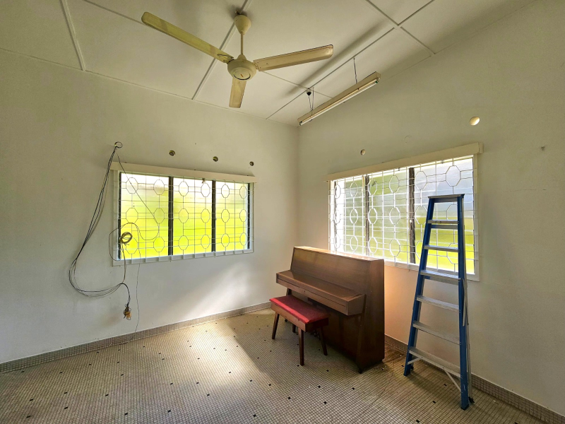1 Sty Bungalow Tanjung Bunga 5966sf - photo 4