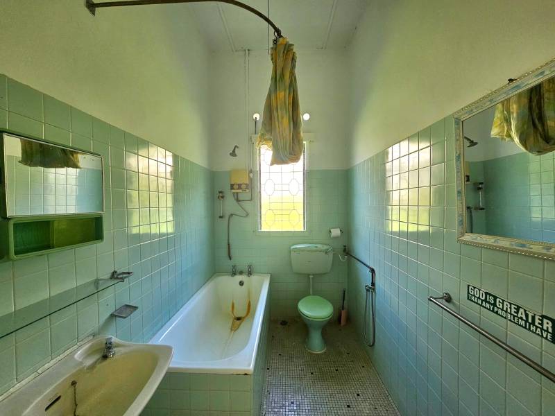 1 Sty Bungalow Tanjung Bunga 5966sf - photo 5