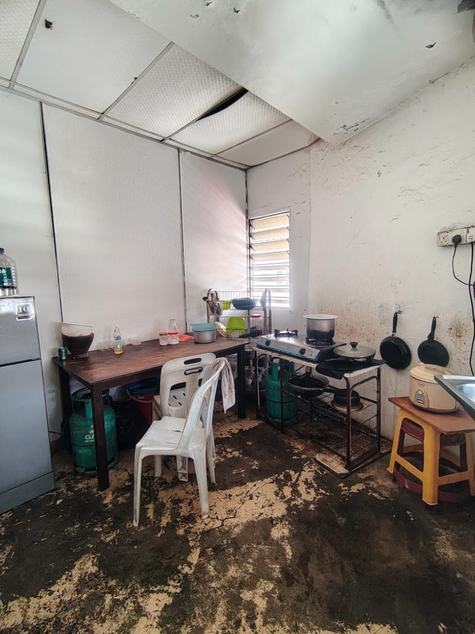 2 Sty Terrace Corner Jalan Siam Road Georgetown - photo 3