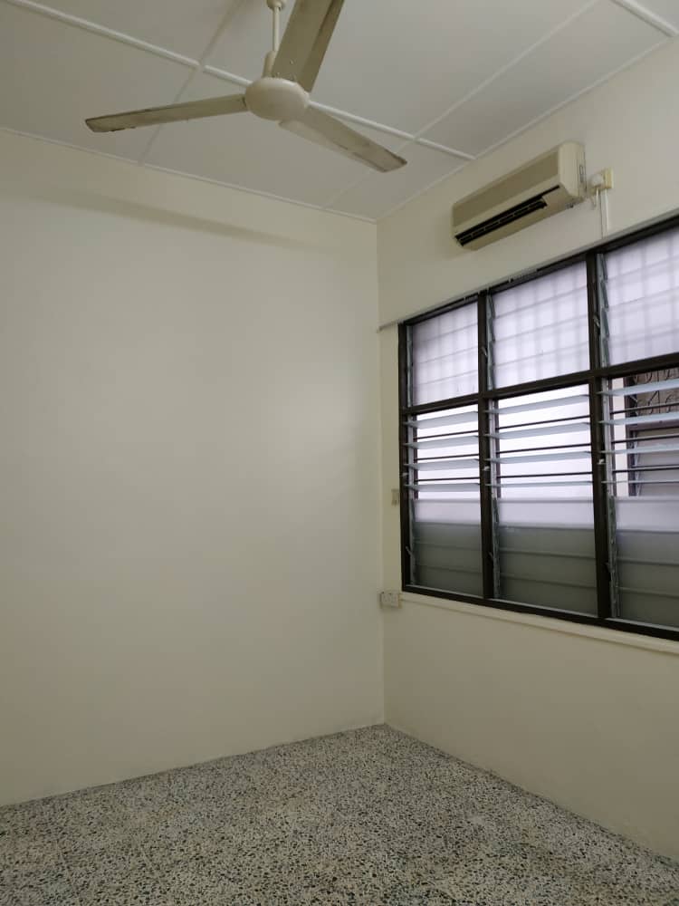 1 Sty Terrace Taman Lip Sin Sungai Nibong - photo 4