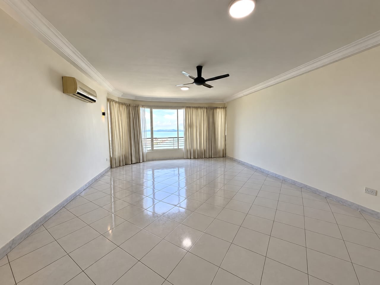 Gurney Beach Gurney Drive 2600sf High Floor - photo 2