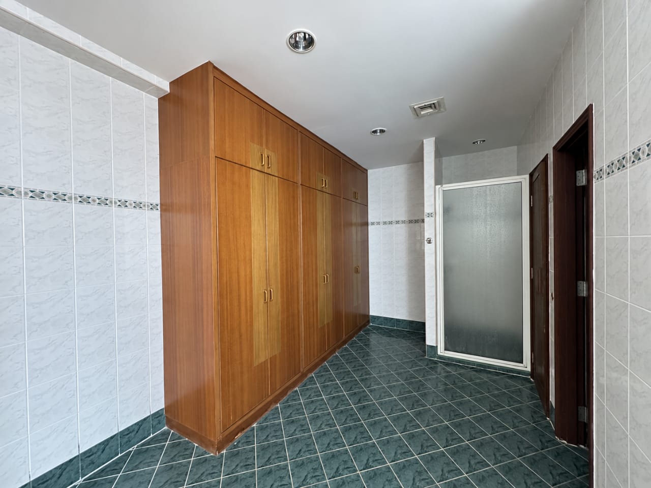 Gurney Beach Gurney Drive 2600sf High Floor - photo 8