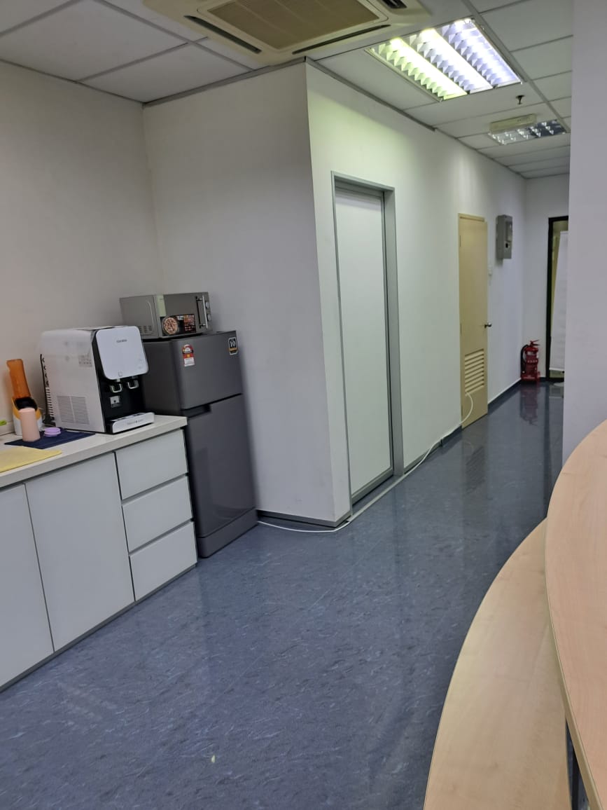 E Gate Office Lot Gelugor Jelutong 936sf - photo 2