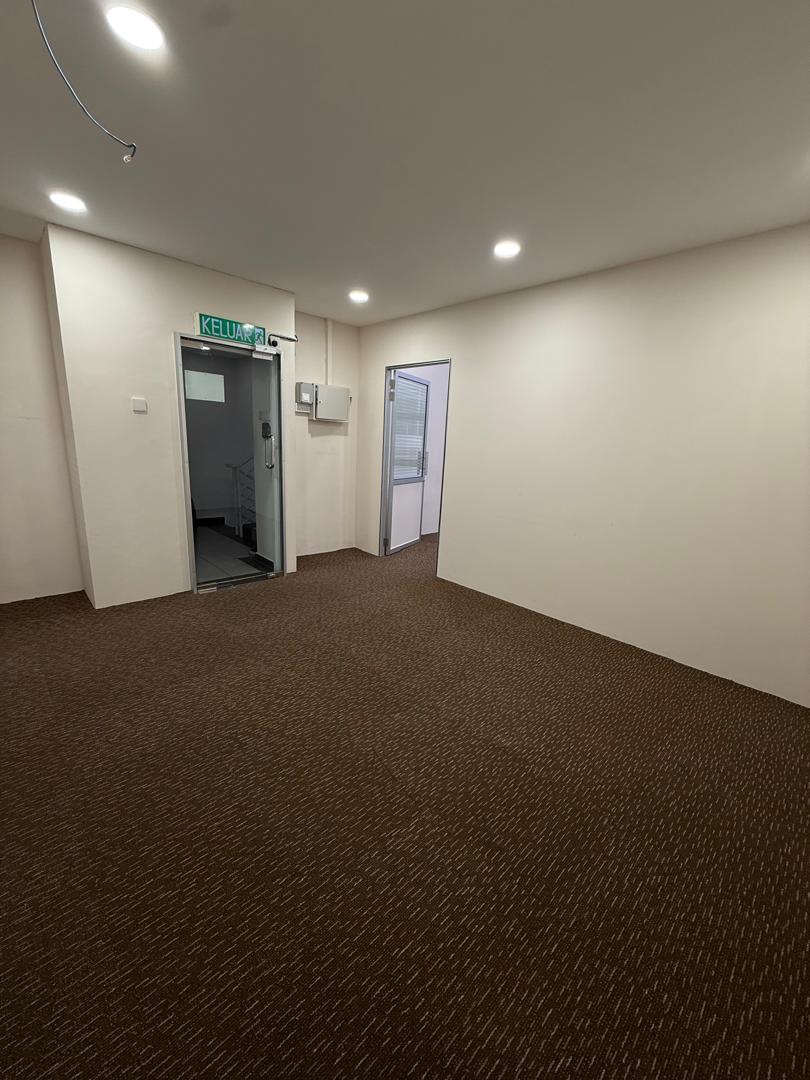 The Promenade Shop Office Retail Shoowroom - photo 4