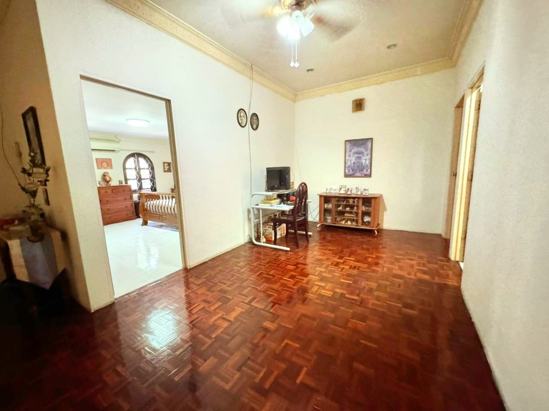 Hillside Tanjung Bungah Double Storey Semi D - photo 12