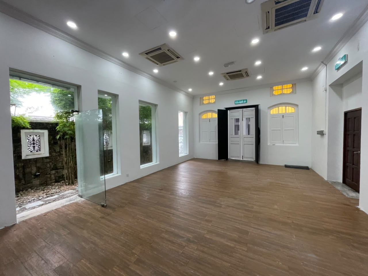 Georgetown 2 Storey Shop Cafe Retail Office 8533sf